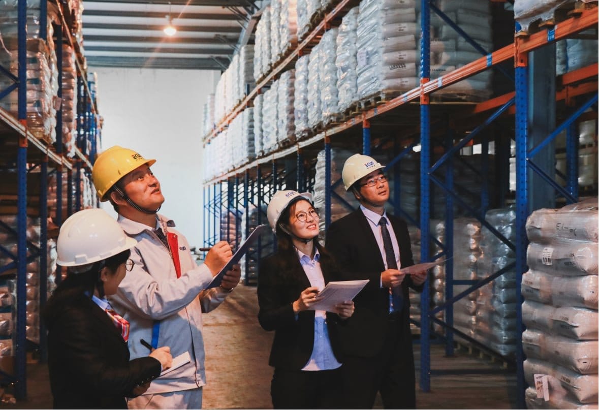 Choosing Property Insurance for Warehousing Enterprises: A Professional Guide